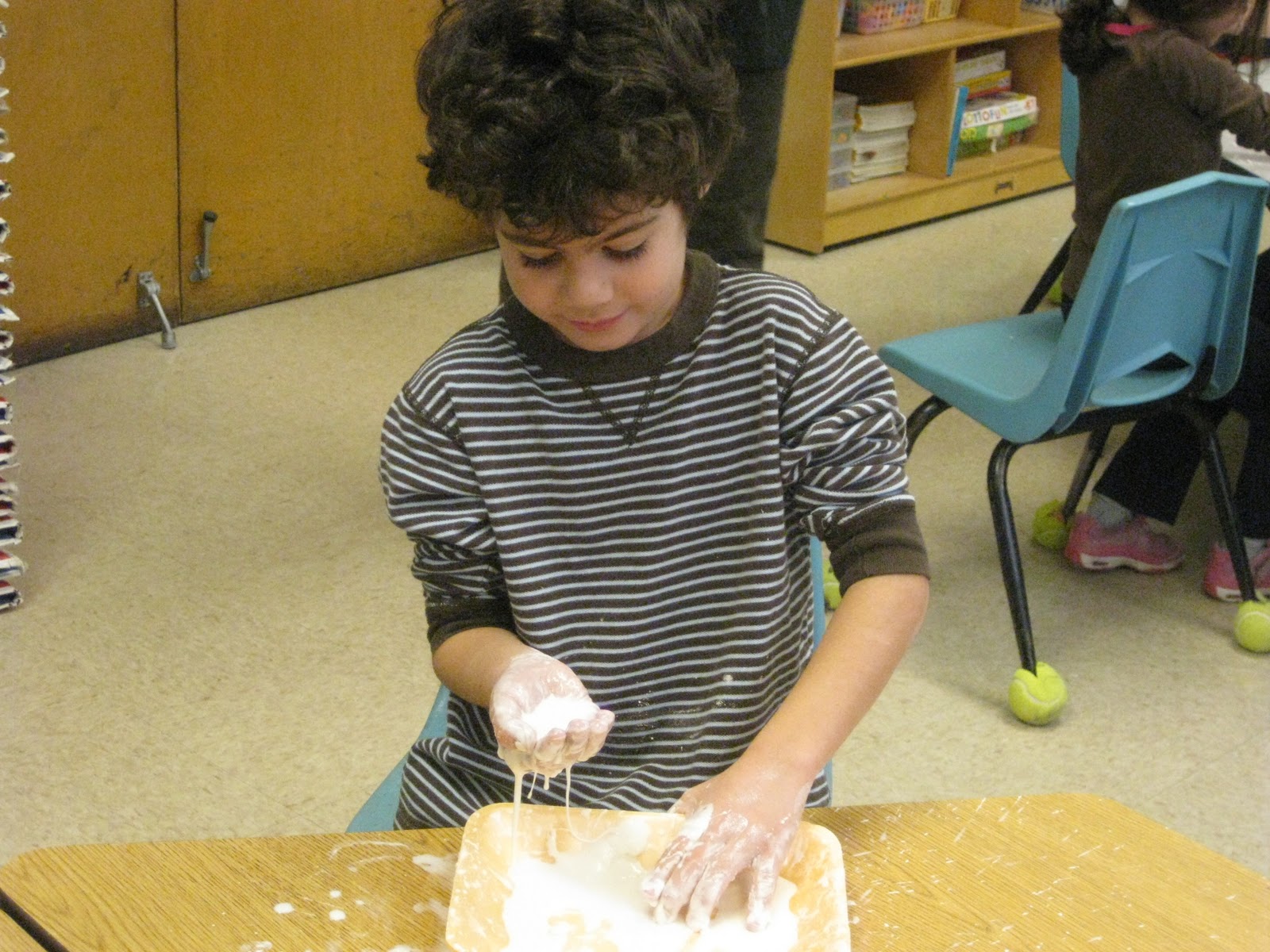 Mrs. Lyons's Kindergarten Blog Cornstarch quicksand... oh, what fun!