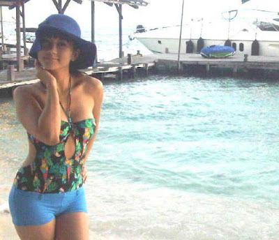 Cerita Memek Tante Foto Girang Julia Cerita Memek Tante Foto Girang Julia