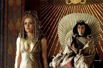 L'Egypte antique dans la littérature, le cinéma et la bande-dessinée. Cleopatra_ptolem_Rome