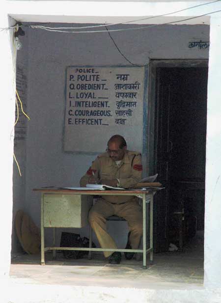 [police+Station.jpg]