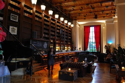 Новата библиотека Bibliotheque+bar