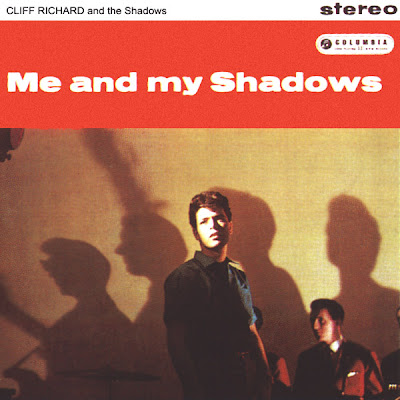 ¿Qué estáis escuchando ahora? - Página 5 Me+and+My+Shadows+(Front)