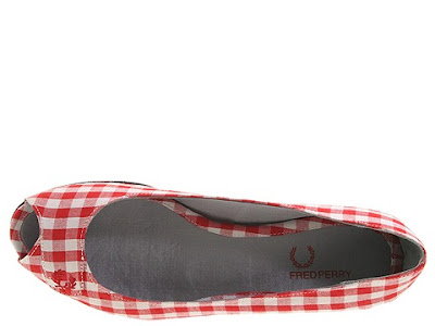 Gorgeous gingham flats from