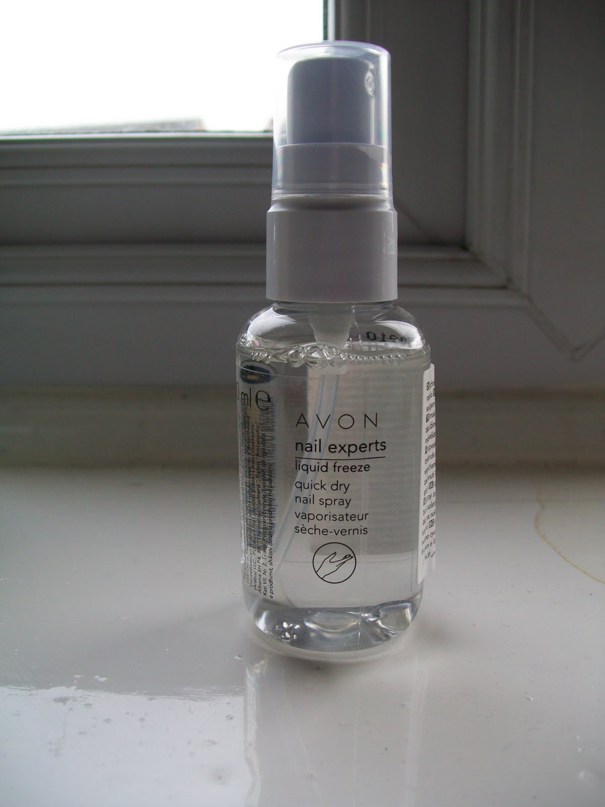 Beauty and Beyond.... Review Avon liquid freeze quick dry nail spray