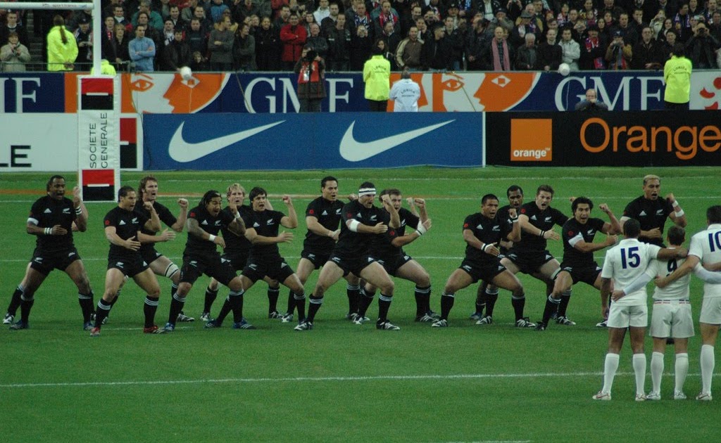 KUALA SKYLAB NEW ZEALAND PHOTO. RUGBY TEAM ALL BLACKS. HAKA DANCE.