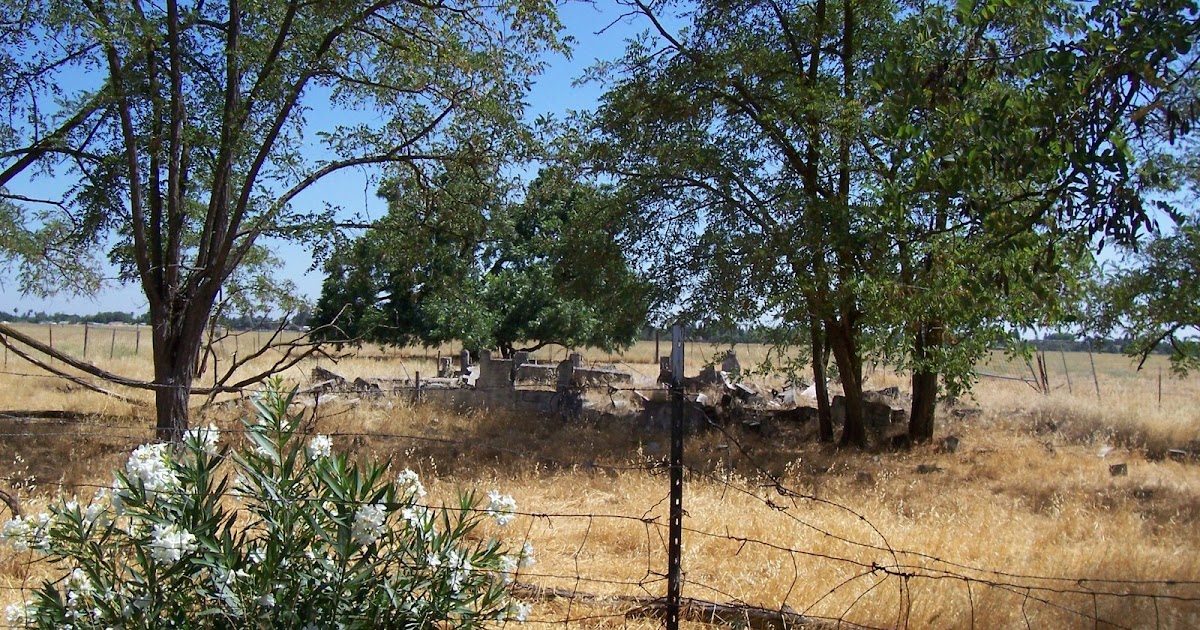 That's just not right!! Dyer Lane hauntings The Investigation