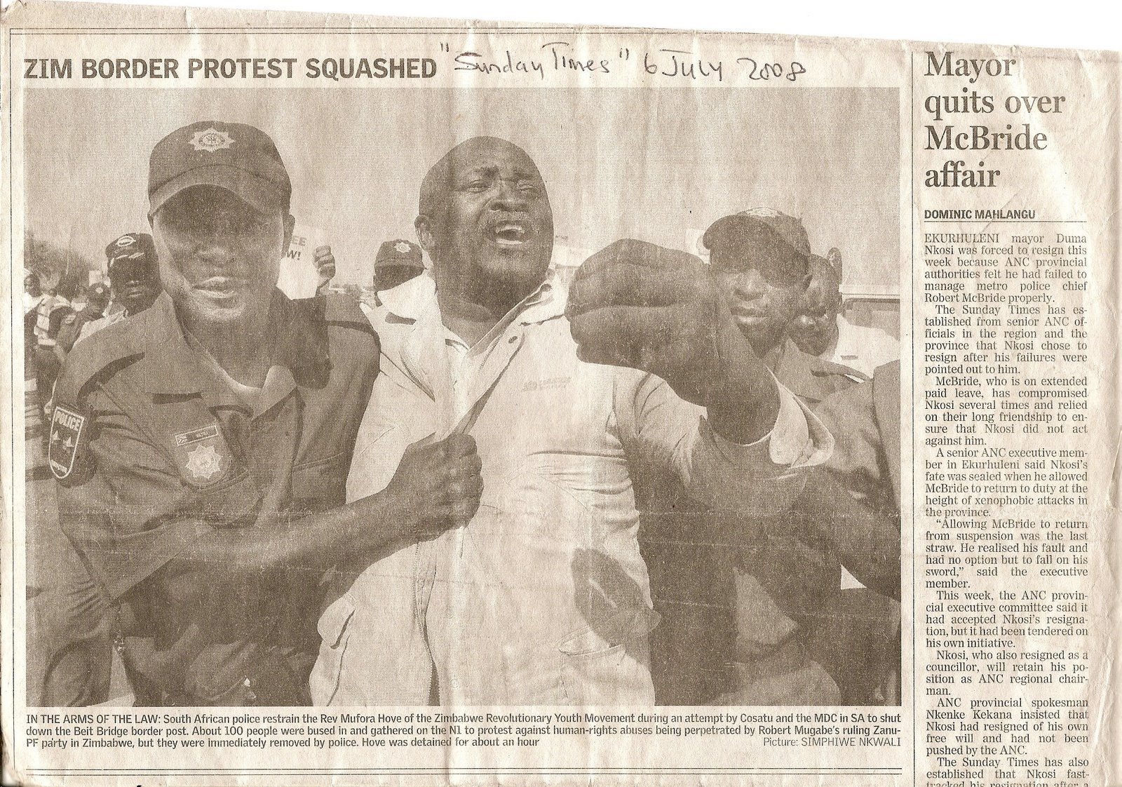 WE WERE DEMONSTRATING AT THE BEIT BRIDGE BORDER POST 5th JULY, 2008!!