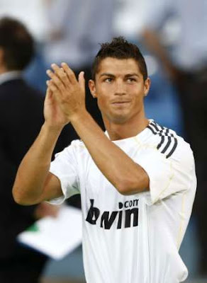 cristiano-ronaldo-real-madrid-Santiago-Bernabeu2.jpg