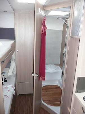 ÍNDICE FOTOGRÁFICO DE ACS, CARAVANAS Y CAMPERS: BURSTNER IXEO IT 666