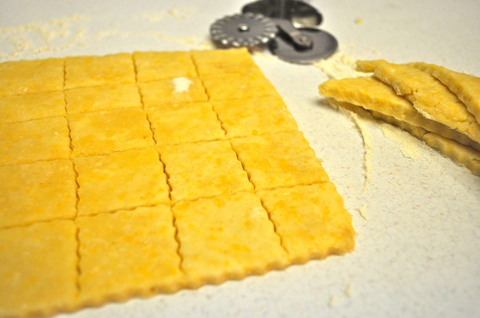 THE BEAUTY OF LIFE Parmesan Cheese CRACK(ers)