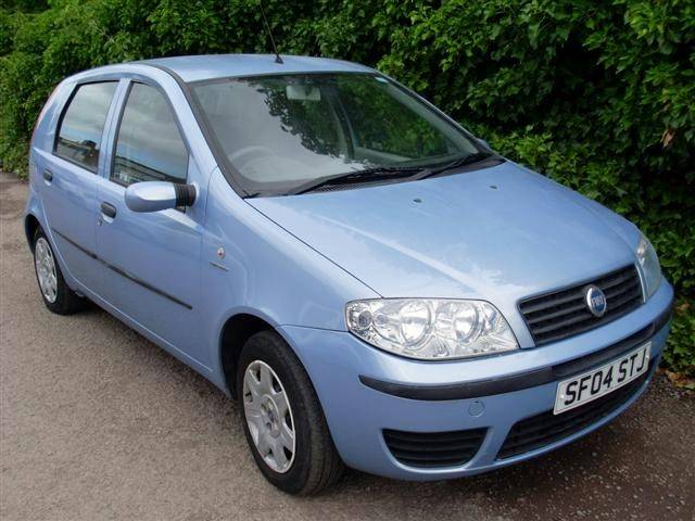 Owner 10 2003 Fiat Punto Mk2 Dynamic review from Greece