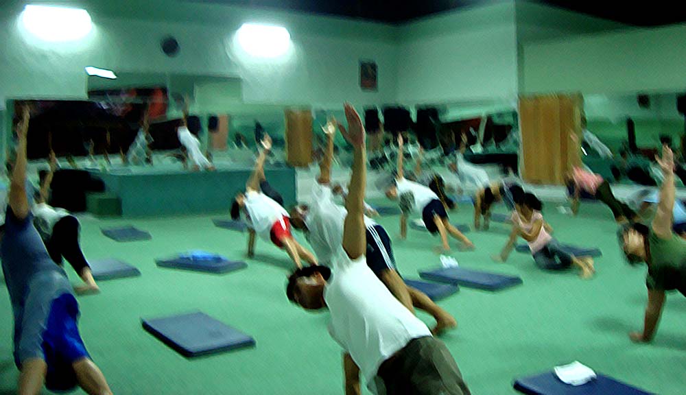 [DSC08426e+small.jpg]