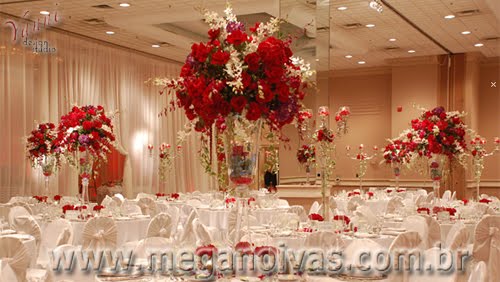 decoracao branca e vermelha para casamento:Gosto bastante da cor vermelha, e ela me agrada muito em casamentos decoracao branca e vermelha para casamento:Gosto bastante da cor vermelha, e ela me agrada muito em casamentos