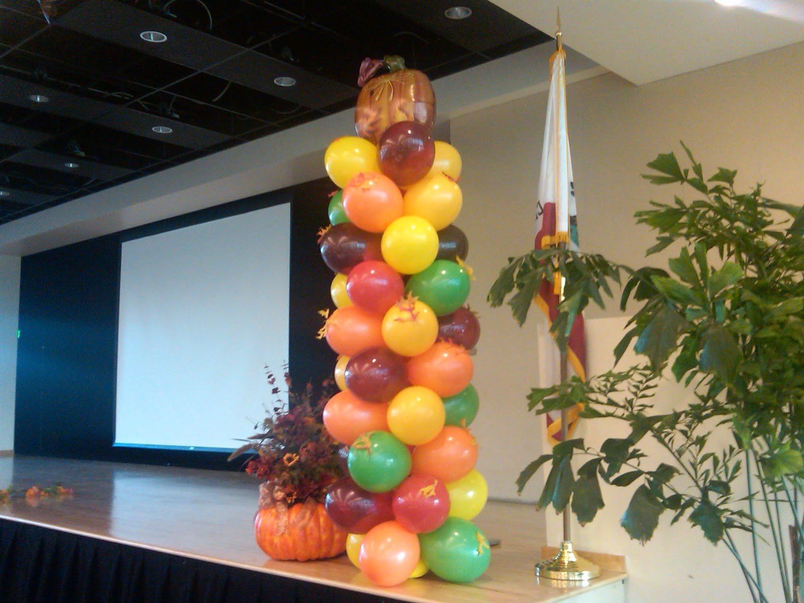 Decorating Ideas > Helium Balloon Decor Submited Images Pic2Fly ~ 061918_Thanksgiving Balloon Decorations Decorating Ideas > Helium Balloon Decor Submited Images Pic2Fly ~ 061918_Thanksgiving Balloon Decorations