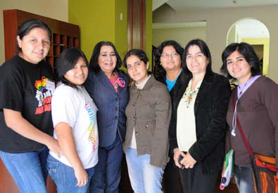 [chicaplataforma.bmp]