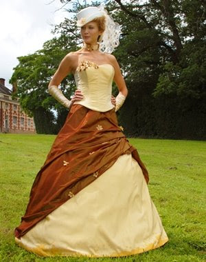 Robes de Mariée Jaune