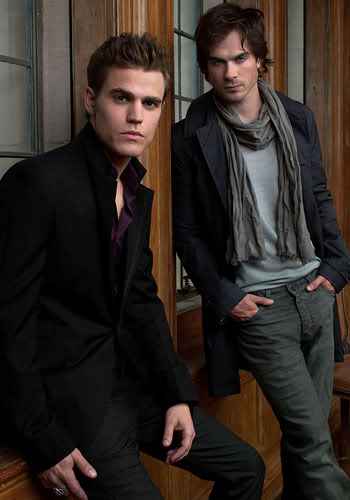 http://4.bp.blogspot.com/_NNhEPnA-l1Q/TEnf14lp9kI/AAAAAAAAAa0/SqK-mu1KMyI/s1600/paul-wesley-and-ian-somerhalder2.jpg