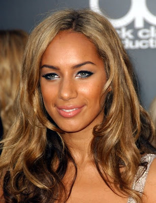 colored hairstyles. Caramel colored hair of Leona Lewis with softy waves,