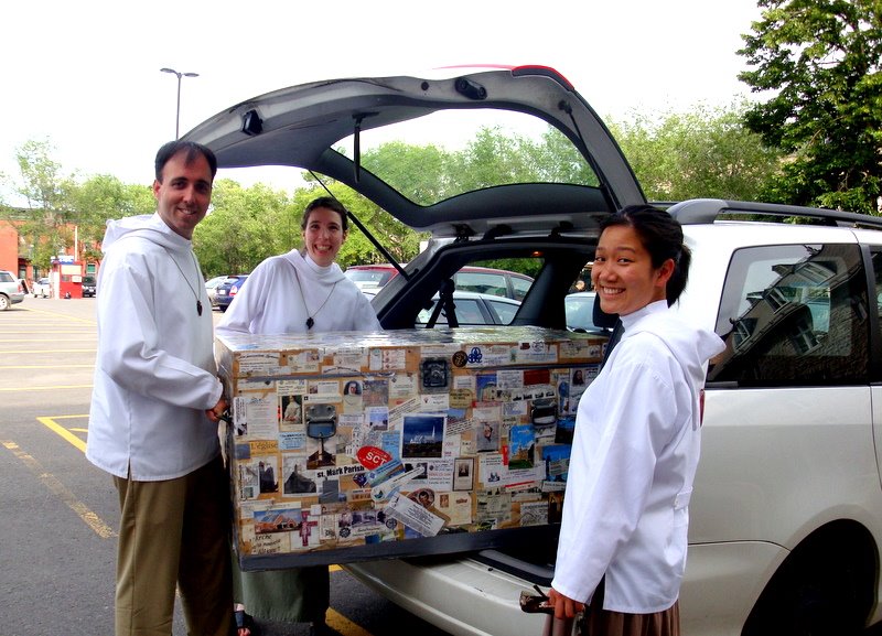 [24,25-06-09+011.JPG]