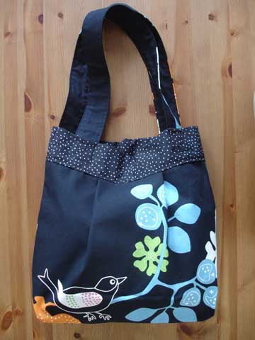 [fekete+madaras+táska.jpg]