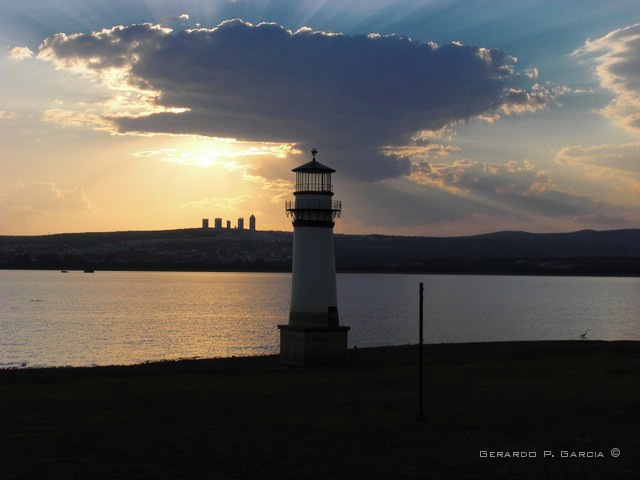 [P_Metropolitano_02.JPG]