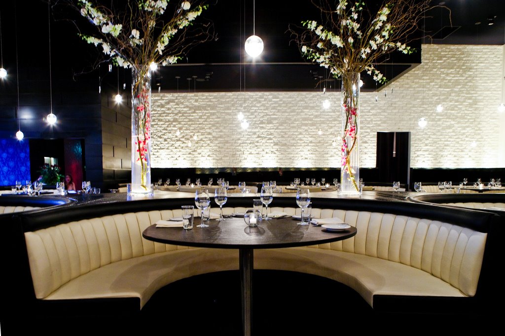[STK-banquet+Room+BoothEMAIL.jpg]