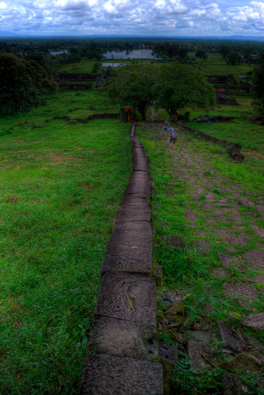 [Wat+Phou+HDR4.jpg]