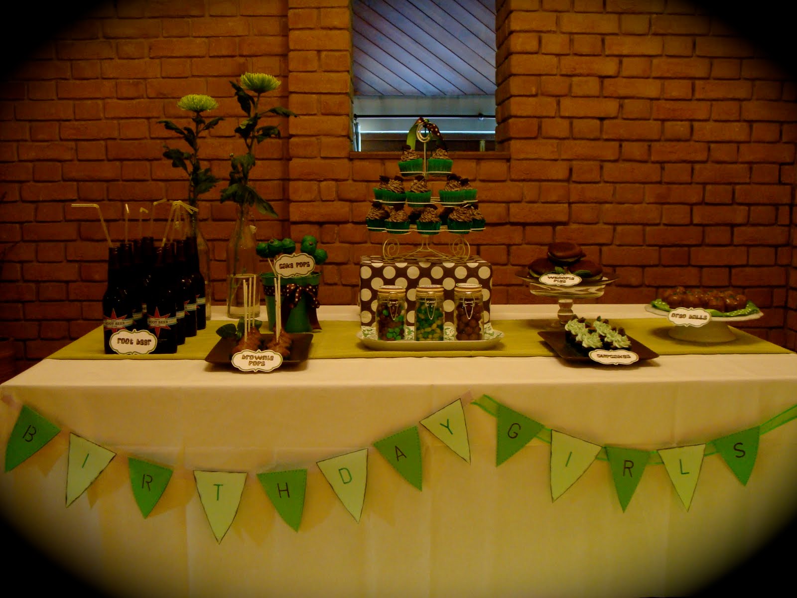 Cupcake Crazy Gem! The Birthday Dessert Bar!