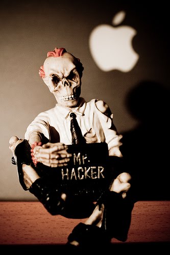 [hacker.jpg]