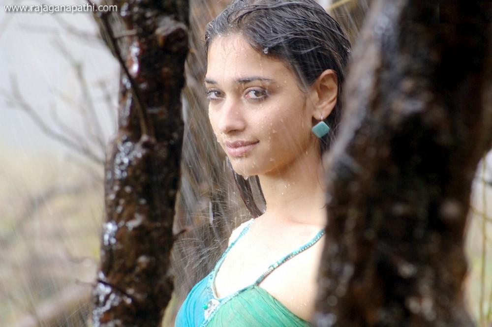 Portmakan Sg Paiya Film Adada Mazhai Da Song Shooting Spot Stills Tamanna Wet Stills Collection First tamil hit song for karthik. portmakan sg blogger