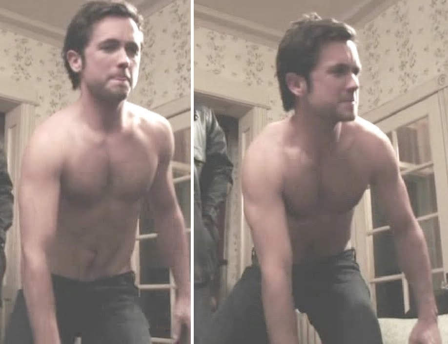 my new plaid pants: Gratuitous Justin Chatwin