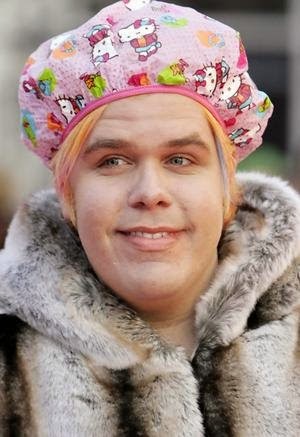 [Perez+Hilton.bmp]