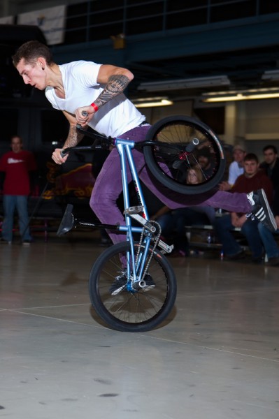 [fight-with-flight-flatland-bmx-33-399x600.jpg]