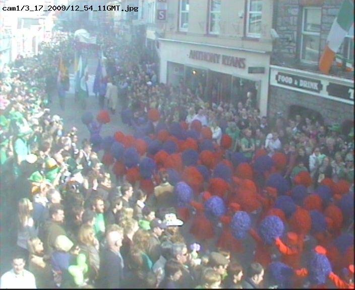 [Yell+leaders+of+Ireland.bmp]