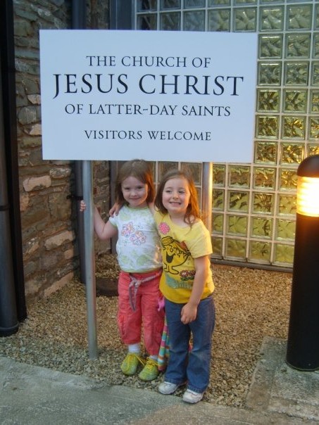 [5360_124528246470_593471470_2917692_3224410_n.jpg]