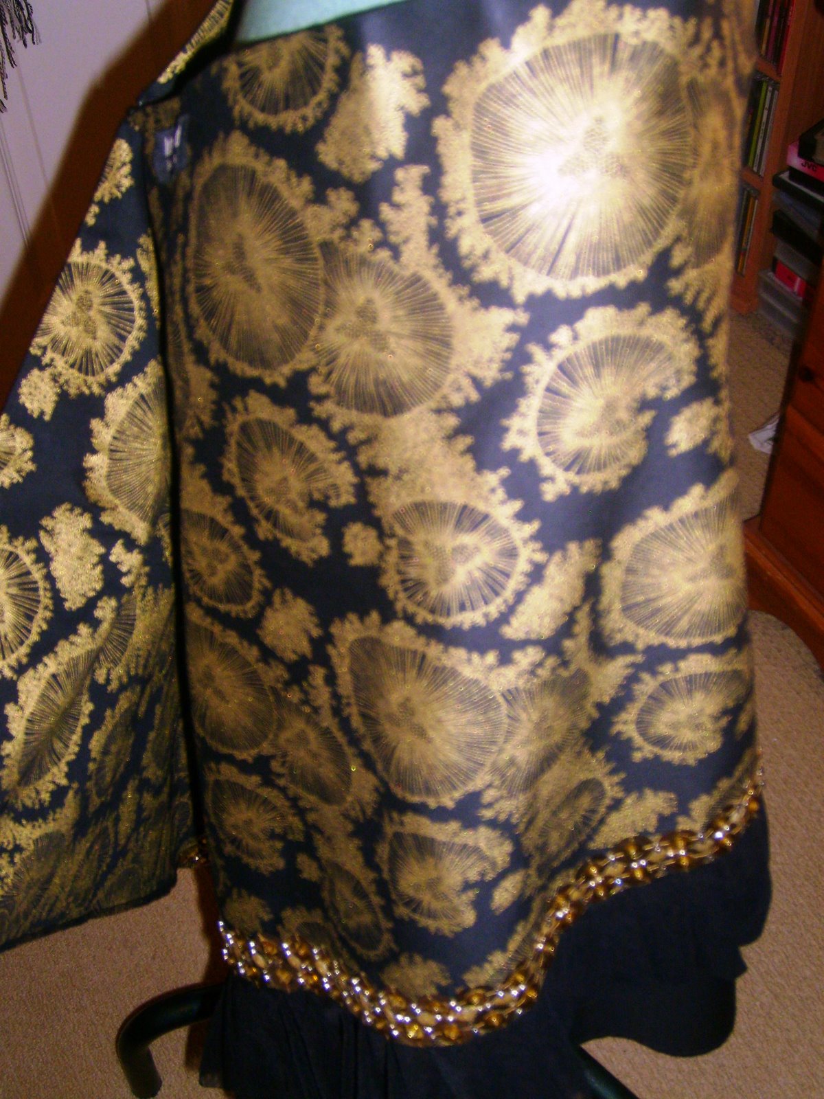 [lulu&red+skirt3.jpg]