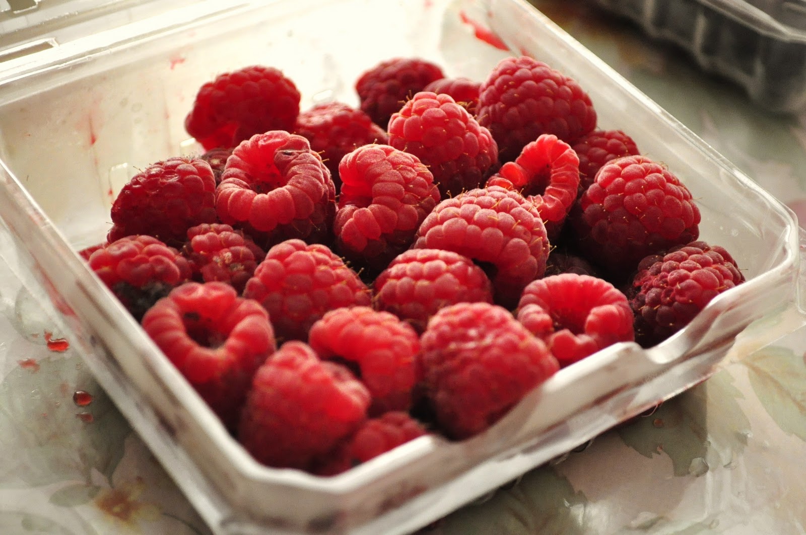 Confectionery Queen Raspberry & Blueberry Lime Drizzle Cake