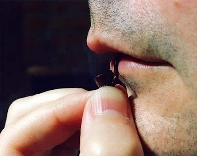 World's smallest pipe