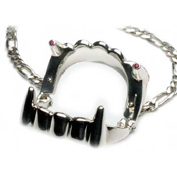 30 Creative and Unusual Necklaces (30) 17