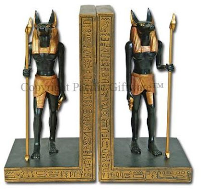 18 Creative and Cool Bookends (18) 6