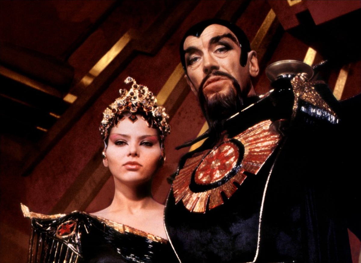http://4.bp.blogspot.com/_NqLYfqfYn0k/TC9N_qjwkII/AAAAAAAAOsY/QRyle4WNUTI/s1600/flash-gordon-1980-01-g.jpg