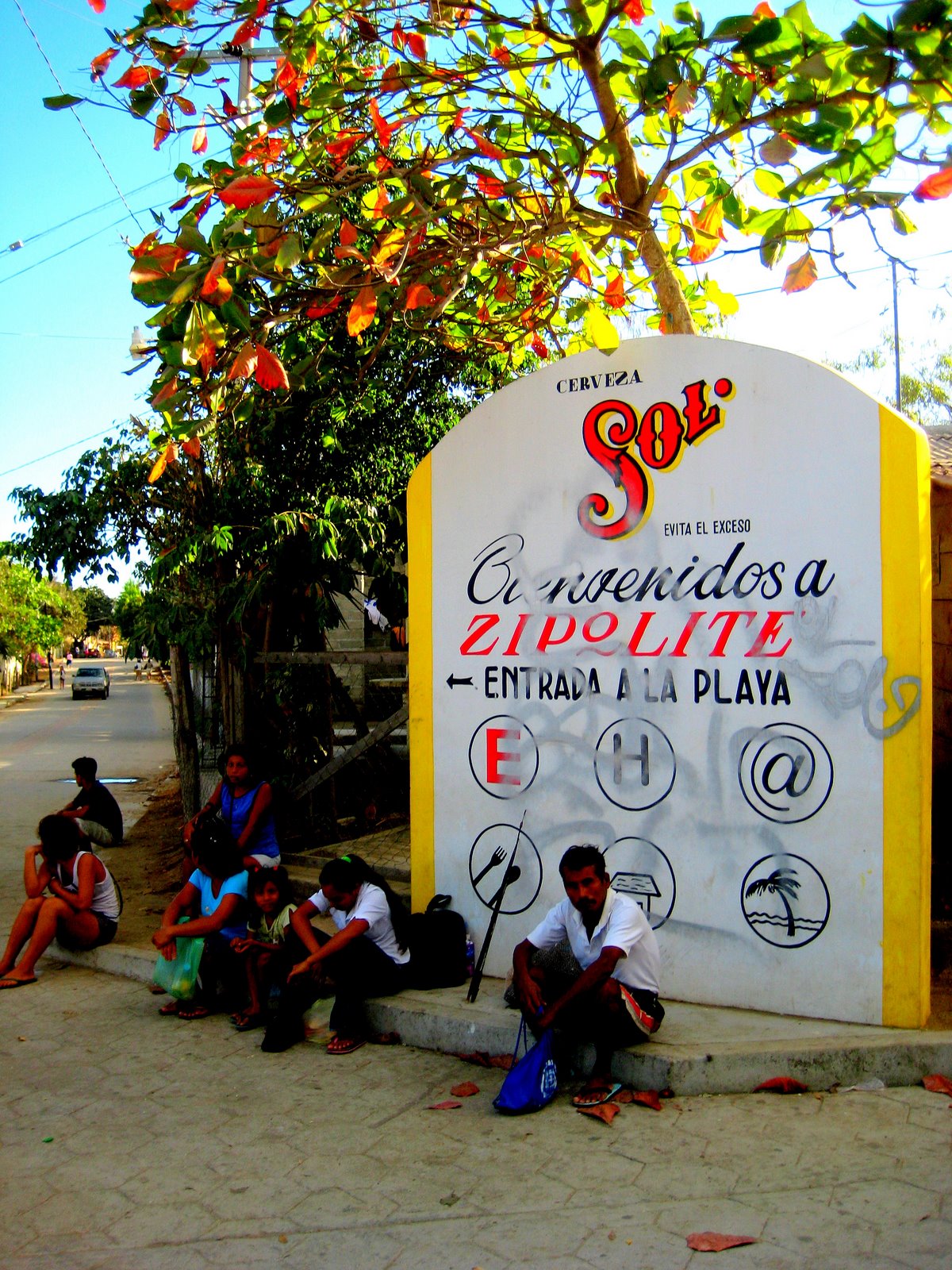 [MexZipolites_1047.JPG]
