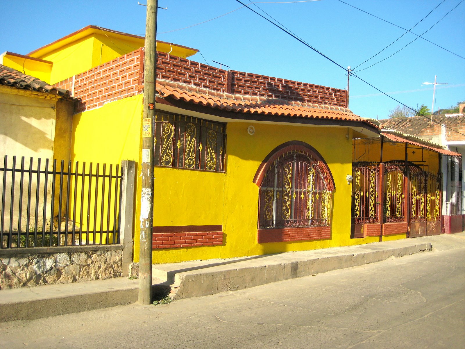 [MexTehuantepec_1318.JPG]