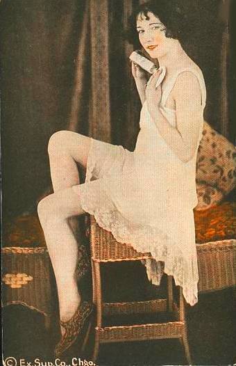1920s flapper makeup. 1920s makeup look