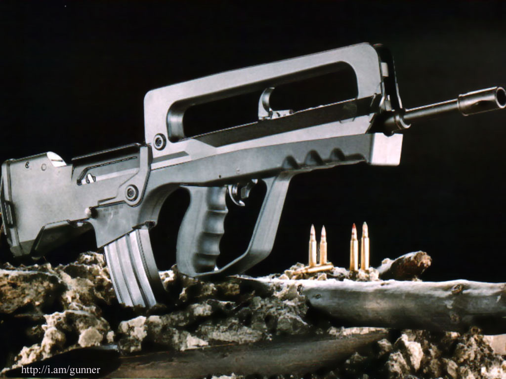 http://4.bp.blogspot.com/_NxpJ5_Df1p8/TTa5fR6GbwI/AAAAAAAAADM/TLrO8q9Rva0/s1600/famas.jpg