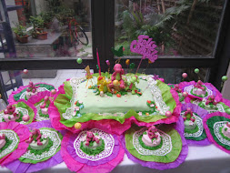 Torta y mini tortas Barney