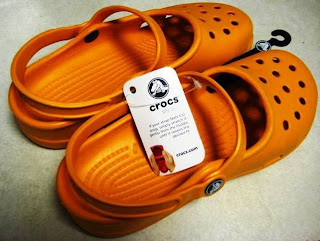 USA Boutique: CROCS MARY JANE MANGO - Size 8