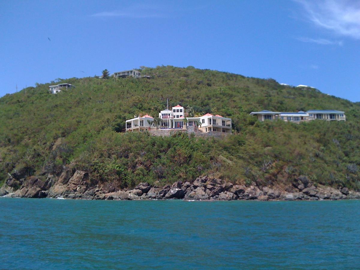 Tropical Mansion