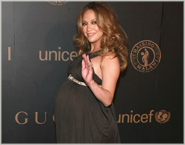 [jennifer+lopez+preggers.jpg]