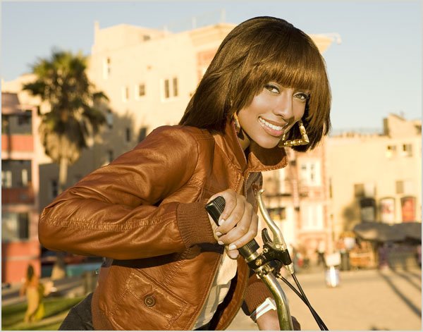 [keri_hilson_interscope001a.jpg]